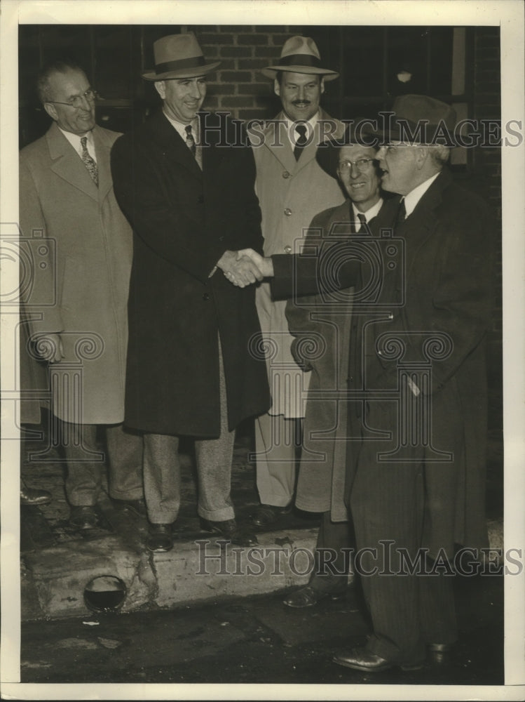 1944 Press Photo Coach Jim Lookabaugh, Dan Rogers A.E. Eilers, H. Edward Smith- Historic Images