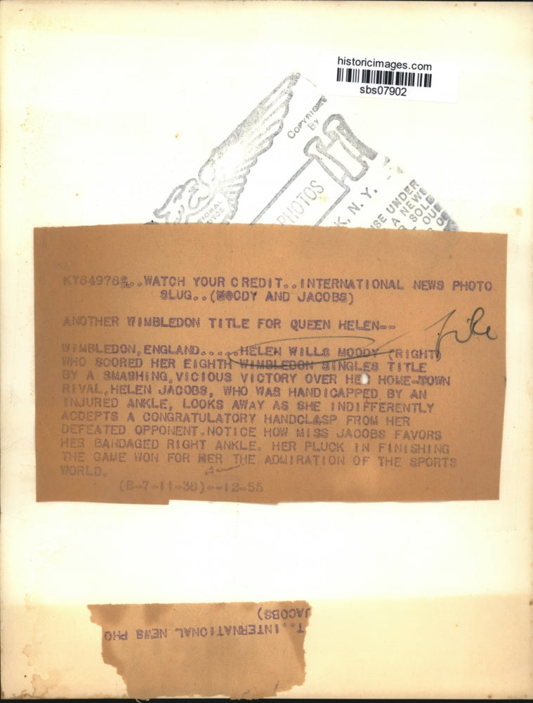 1938 Press Photo Helen Wills Moody after beating Helen Jacobs at Wimbledon Match