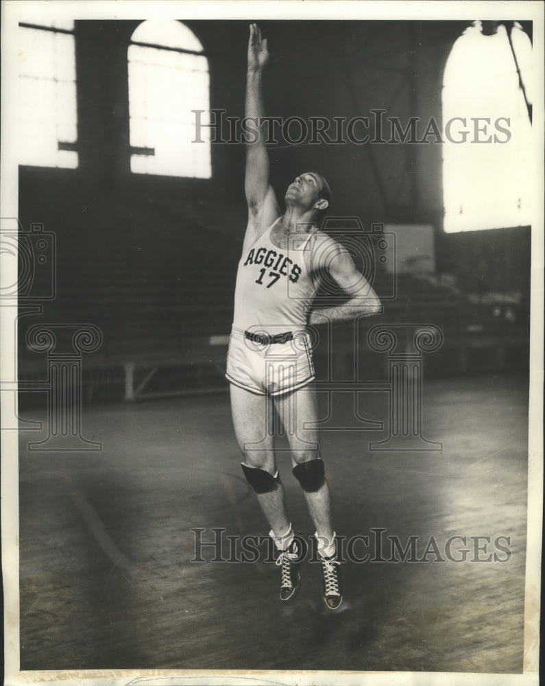 Press Photo Bill Big Dog Dawson plays Basketball for Aggies - sbs07991- Historic Images