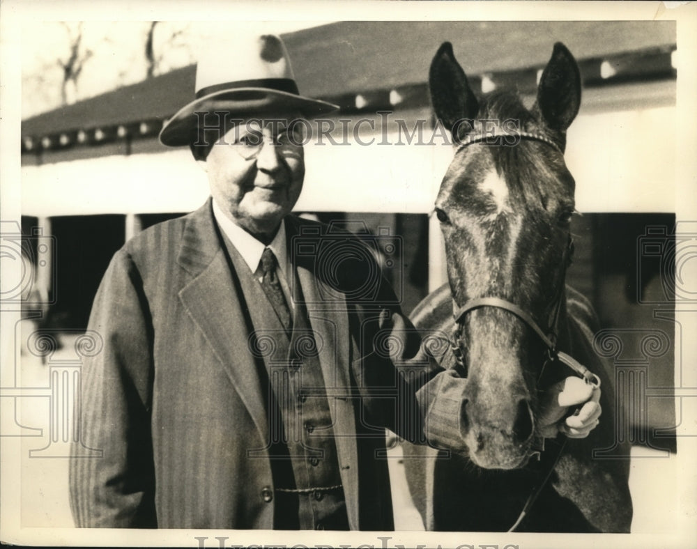 1936 Press Photo Will N. Reynolds with Filly Nathalie Grey - sbs08376- Historic Images