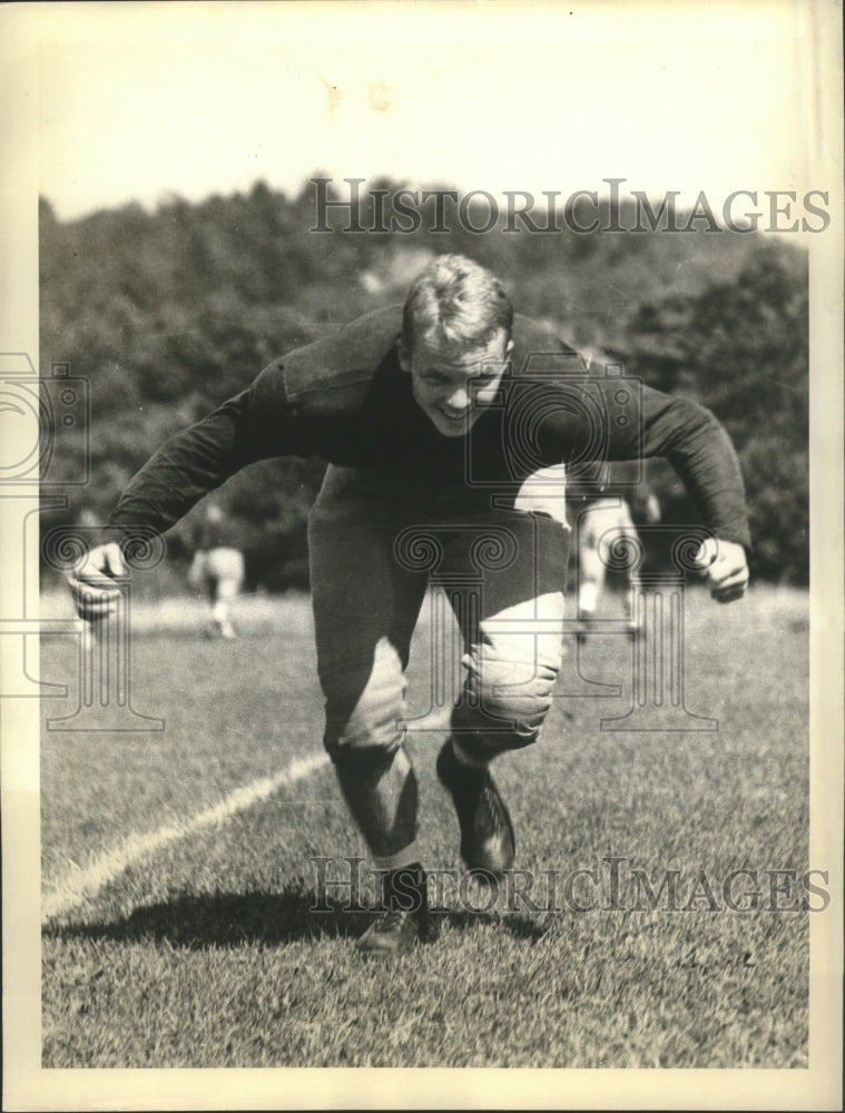 Press Photo Bill Platt Captain &amp; tackle of Yale Football Team - sbs08898- Historic Images