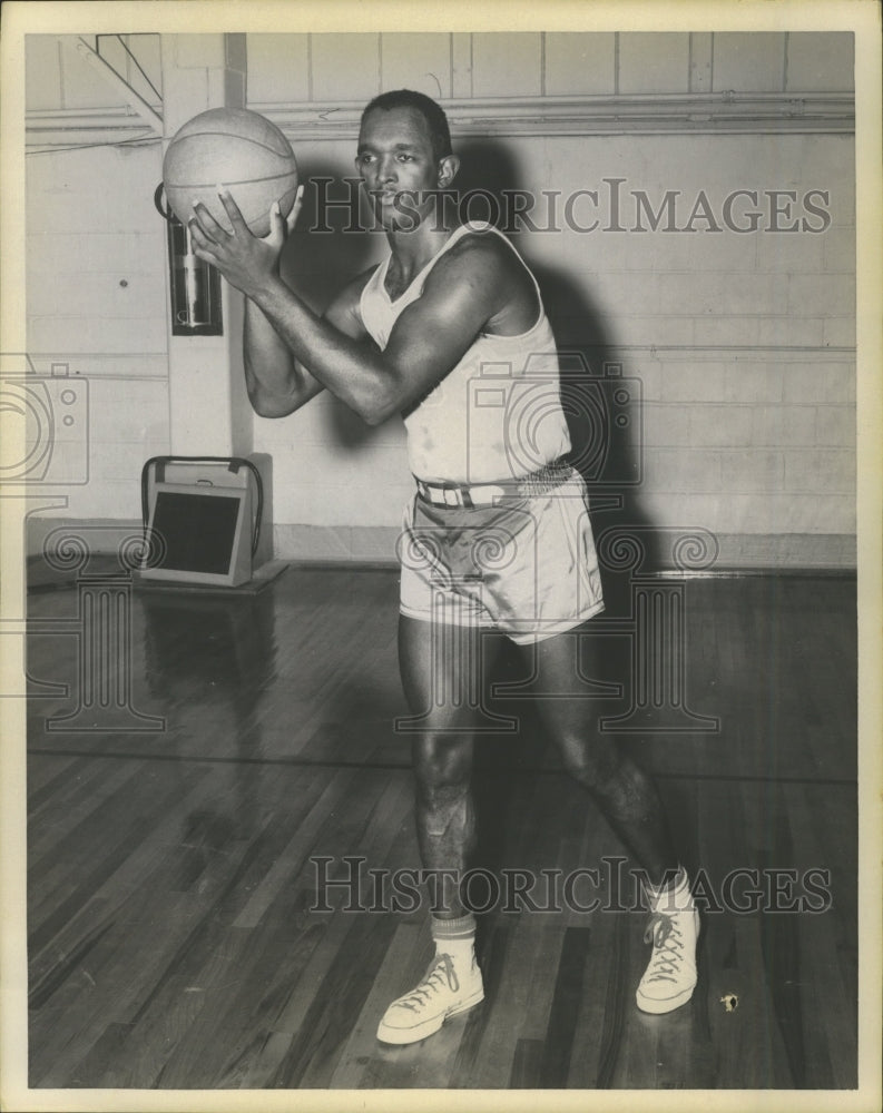 Press Photo Randolph AFT Rambers Bill LeFevre Draft Choice - sbs09028- Historic Images