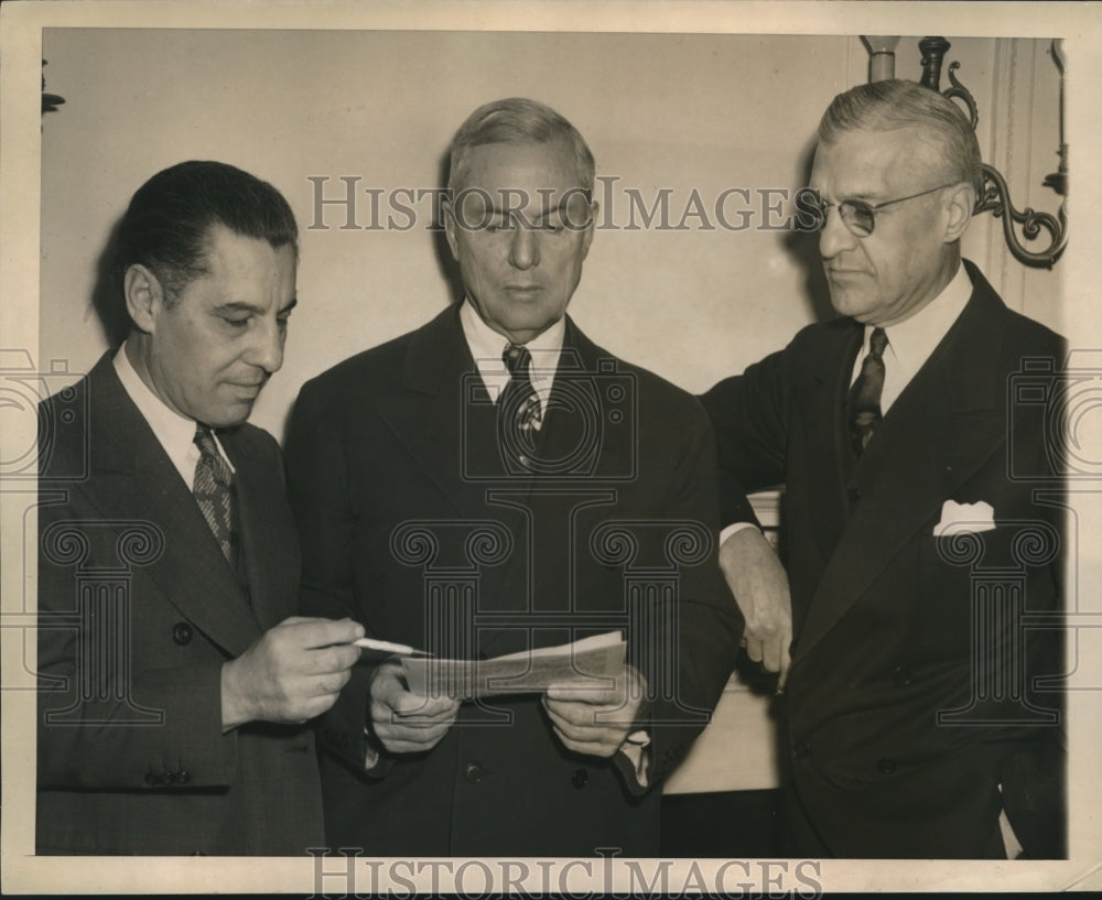 1944 Press Photo Harry Grainer, Same Breadon, Bill Harridge Baseball Officials- Historic Images