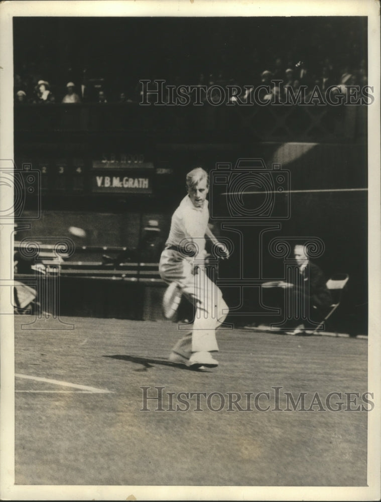 1934 Press Photo Sidney Wood in action during Wimbledon Tennis Championships- Historic Images