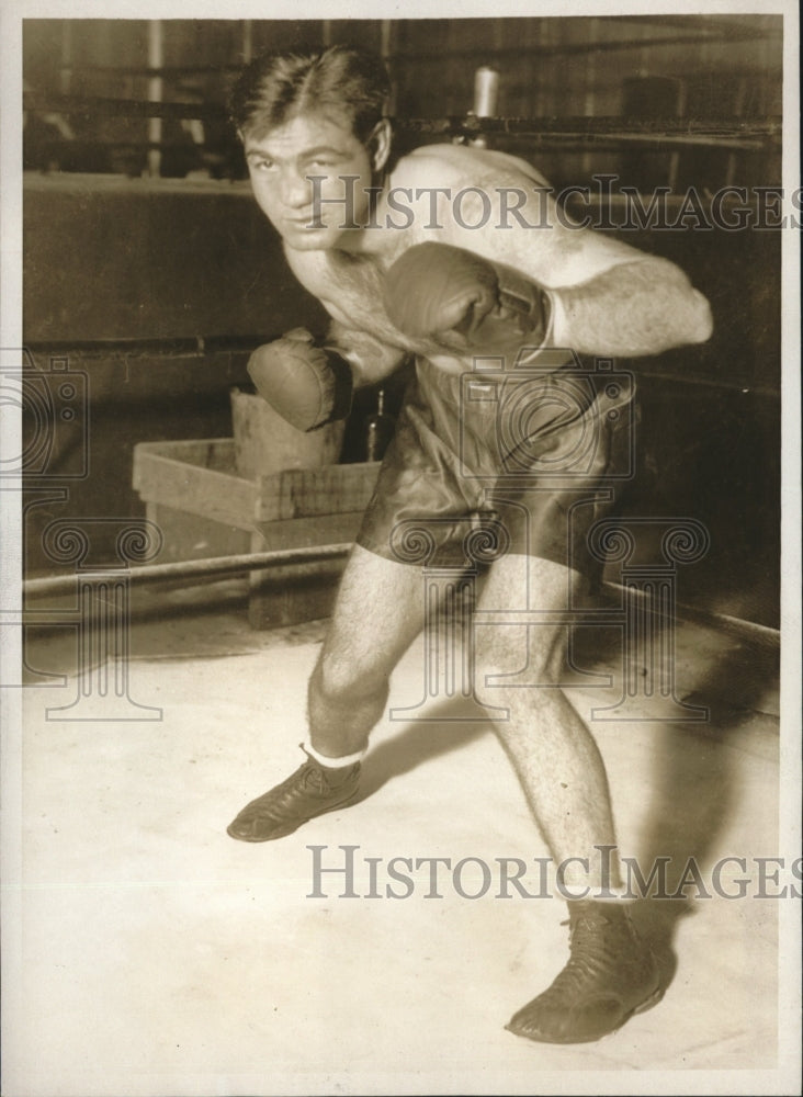 1932 Press Photo Frank Petrolle to meet &quot;Bat&quot; Battalino in Queensboro Arena- Historic Images