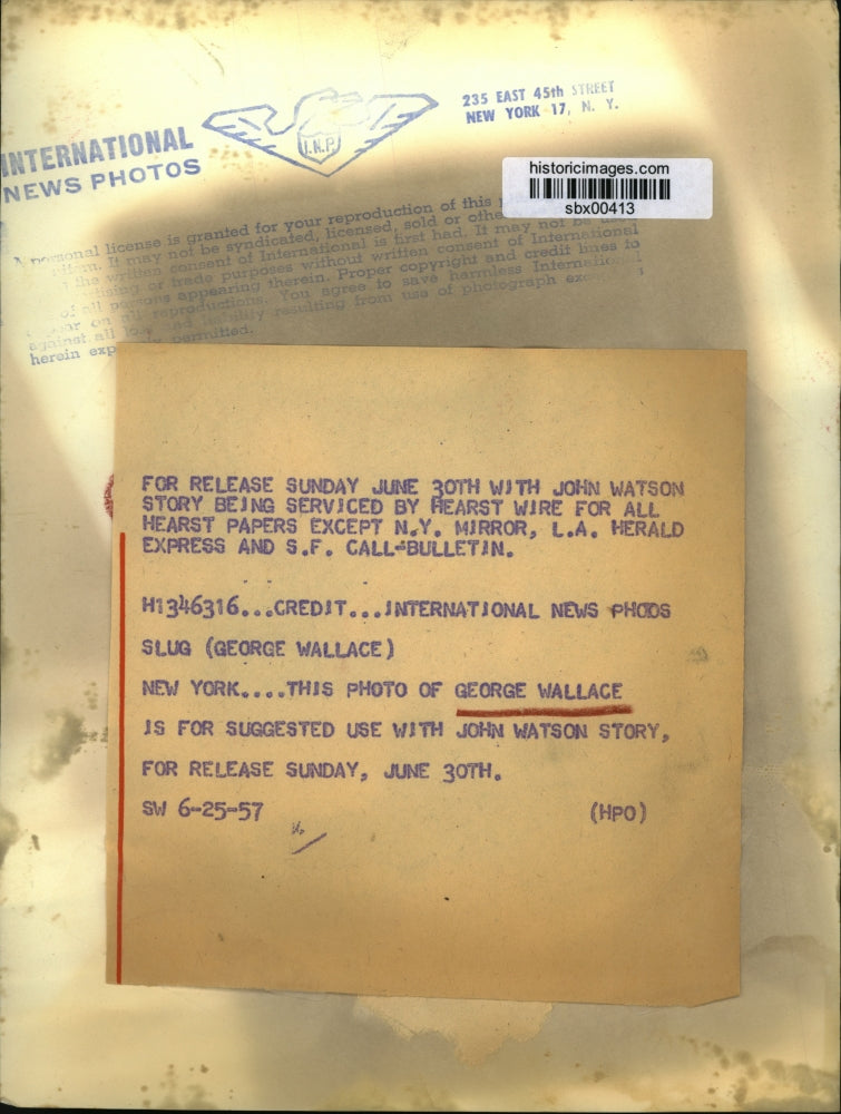 1957 Press Photo George Wallace in a sailors outfit at a dok - sbx00413