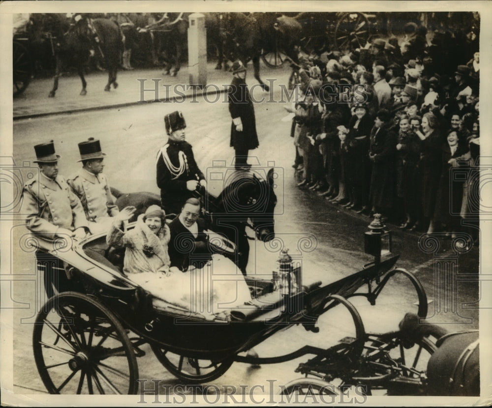 1937 Press Photo Princess Juliana of Netherlands &amp; fiance prince Bernhard- Historic Images