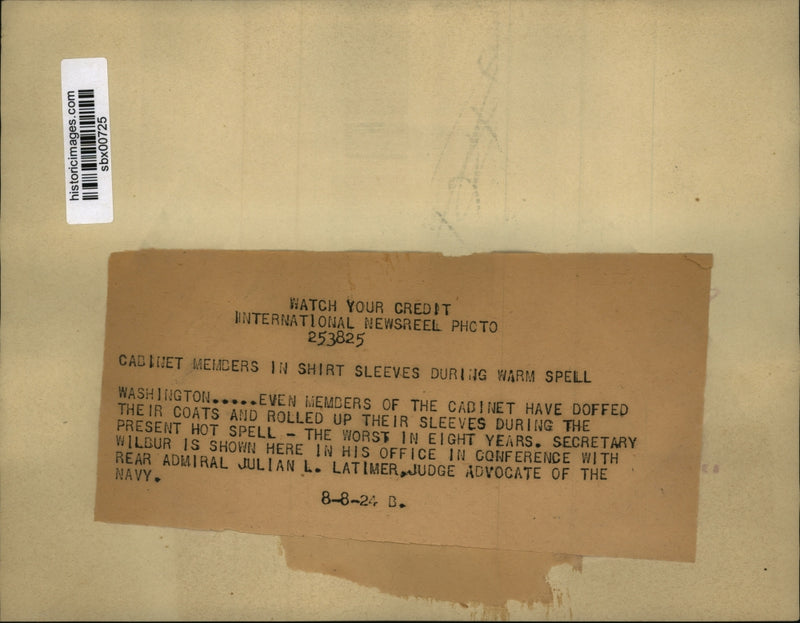 Load image into Gallery viewer, 1924 Press Photo Secretary Wilbur &amp; Rear Adm Julian Latimer in DC - sbx00725
