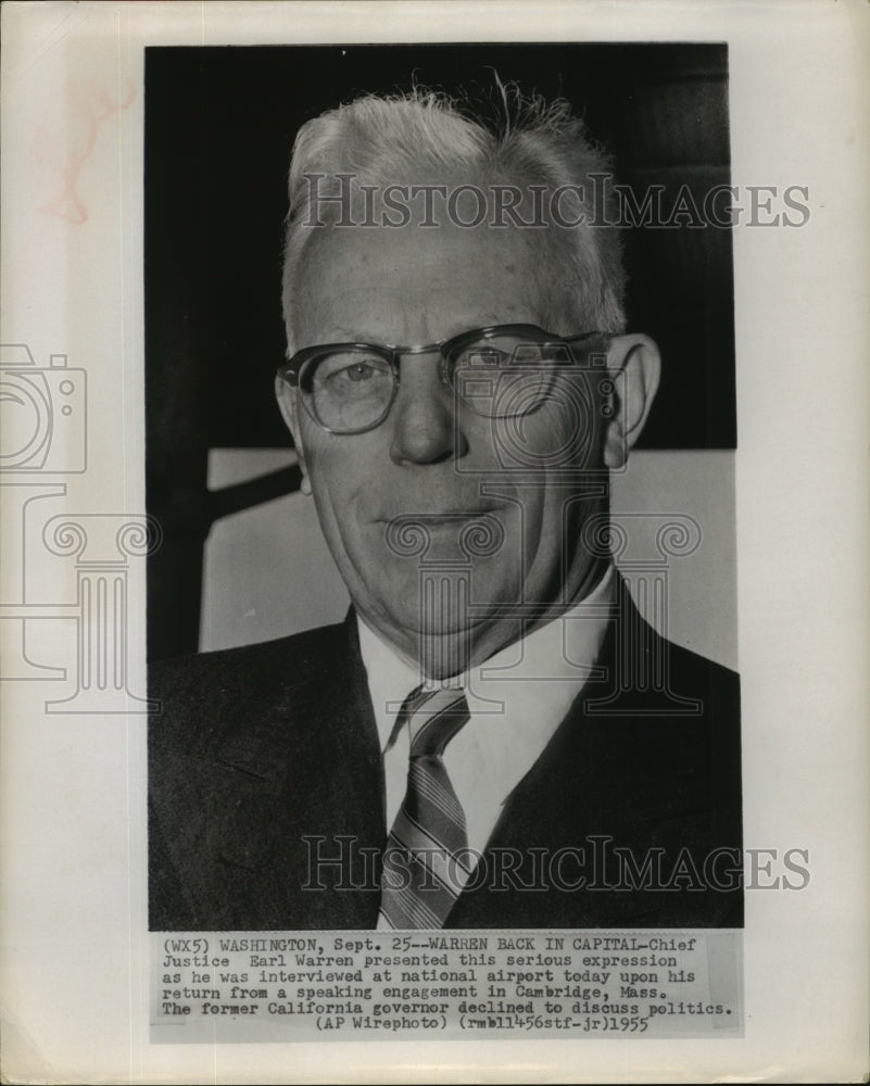 1955 Press Photo Chief Justice Earl Warren declines to speak of politics- Historic Images