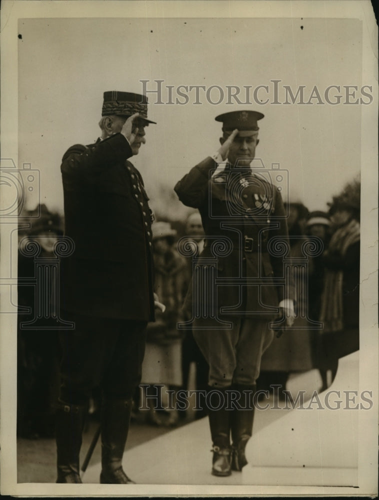 1922 Press Photo French Marsha; Joffre at US Tomb of Unknown Soldier - sbx01198