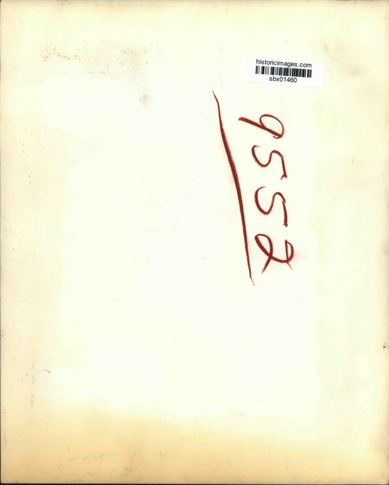 1949 Press Photo Nora Eddington Flynn & fiance singer Dick Haymes - sbx01460