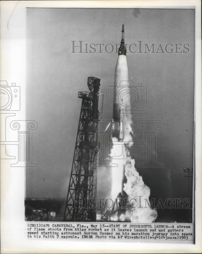 1963 Press Photo Cape Canaveral launch of Gordon Cooper in Faith 7 - sbx01491