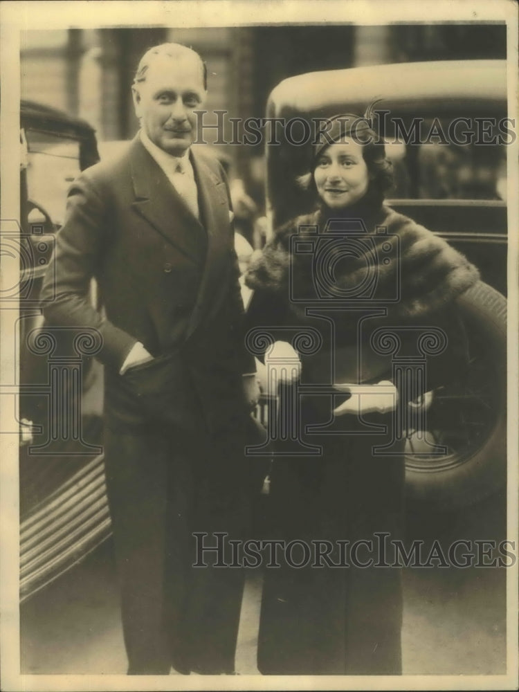 1932 Press Photo Kaye Don British speed king &amp; bride in Paris France - sbx01817- Historic Images