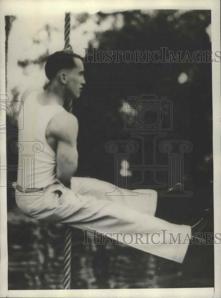 1929 Press Photo James Burton LA Athletic Club 6 second rope climb record