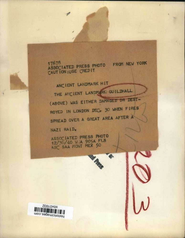 1940 Press Photo Guildhall before damage in London fires from Nazis - sbx01932