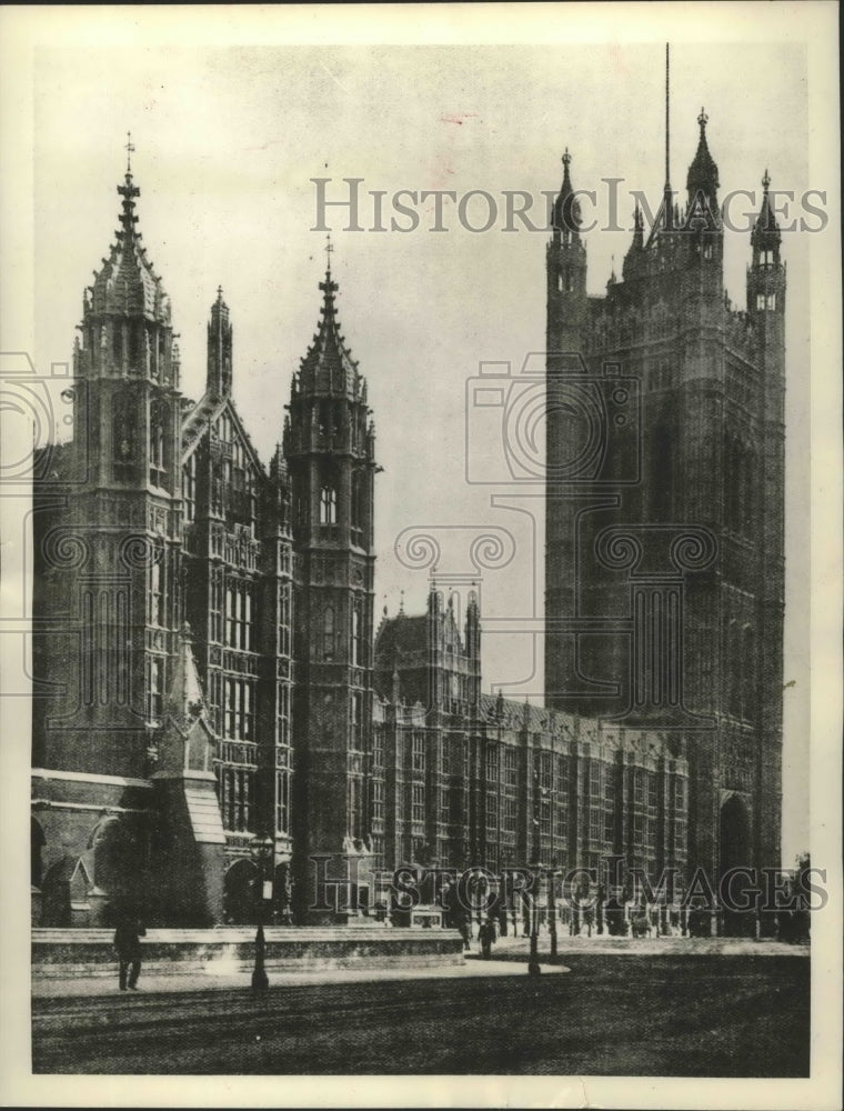 1940 Press Photo House of Lords in London England before Nazi bombs - sbx01934
