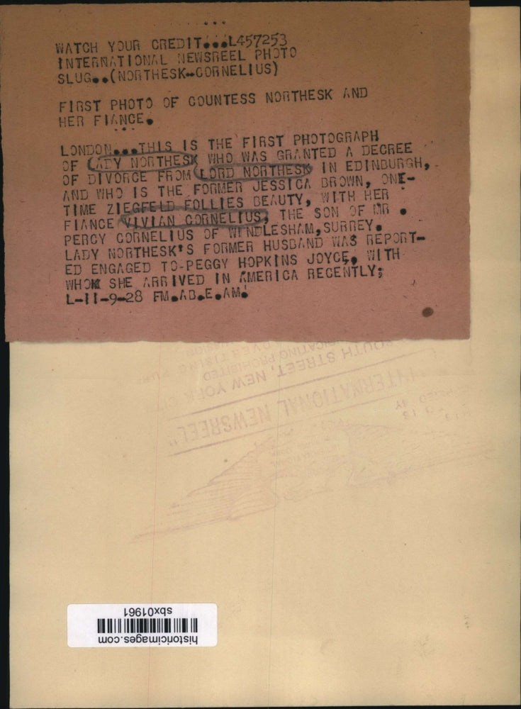 1928 Press Photo Lady & fiance Vivian Cornelius in Edinburgh - sbx01961