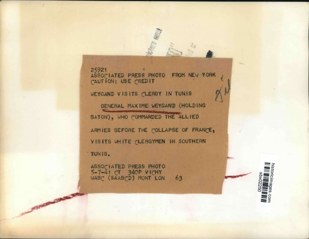 1941 Press Photo Gen. Maxime Weygand, cmdr. of Allied Armies, visits clergymen