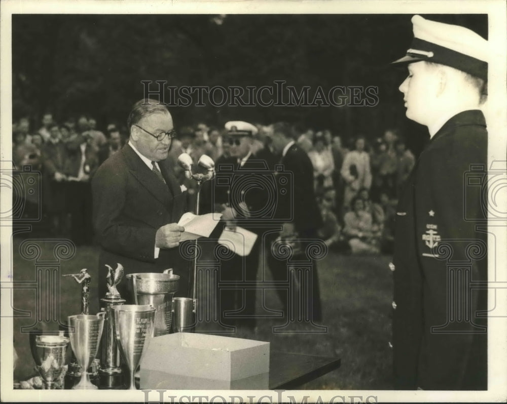 1942 Press Photo Northwestern U at ROTC rifle championships TJ White, GT Tetlow