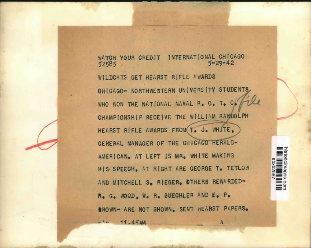 1942 Press Photo Northwestern U at ROTC rifle championships TJ White, GT Tetlow