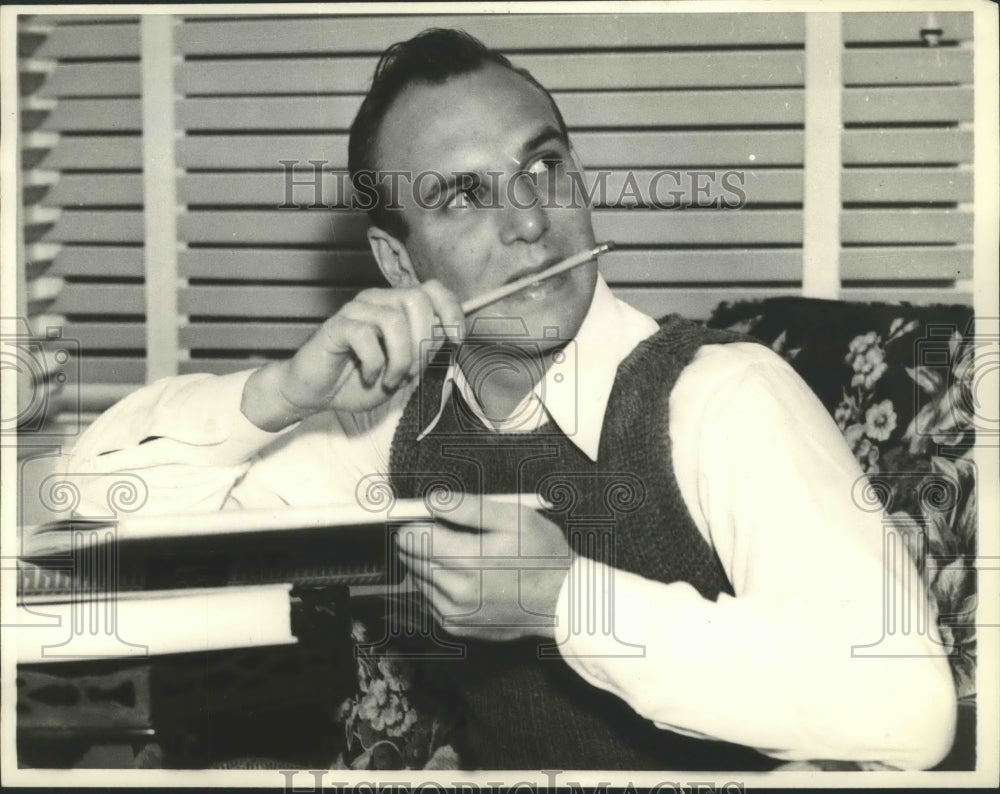 1938 Press Photo Actor Jackie Coogan at Los Angeles CA - sbx02631