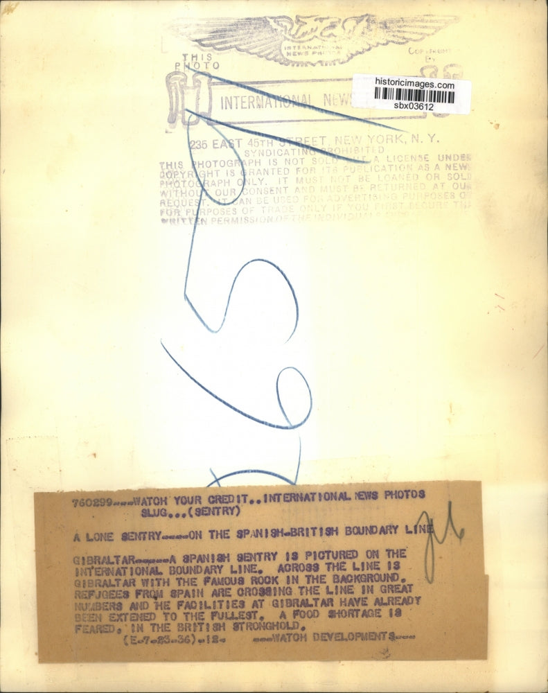 1936 Press Photo Spanish Sentry at International Border line - sbx03612