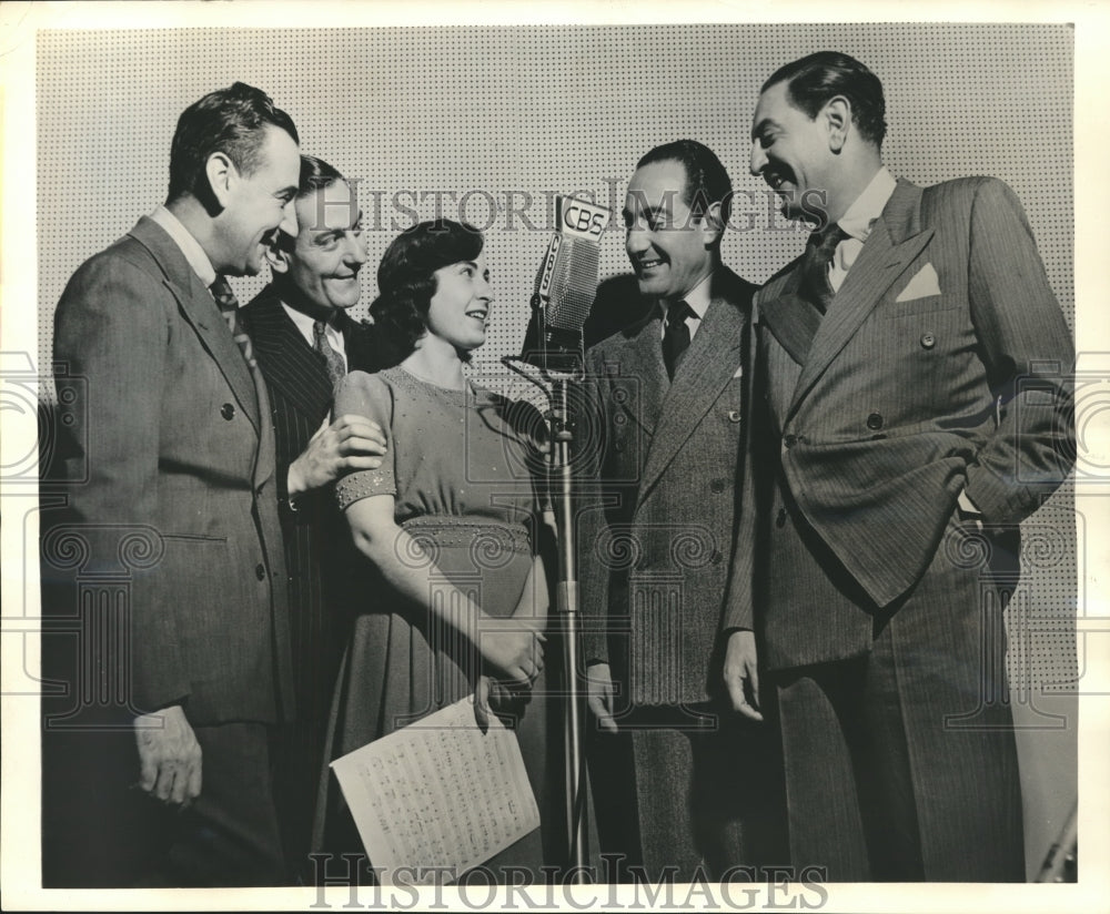 Press Photo Liebert, Victor, Carmen &amp; Guy Lombardo welcome Rosemarie