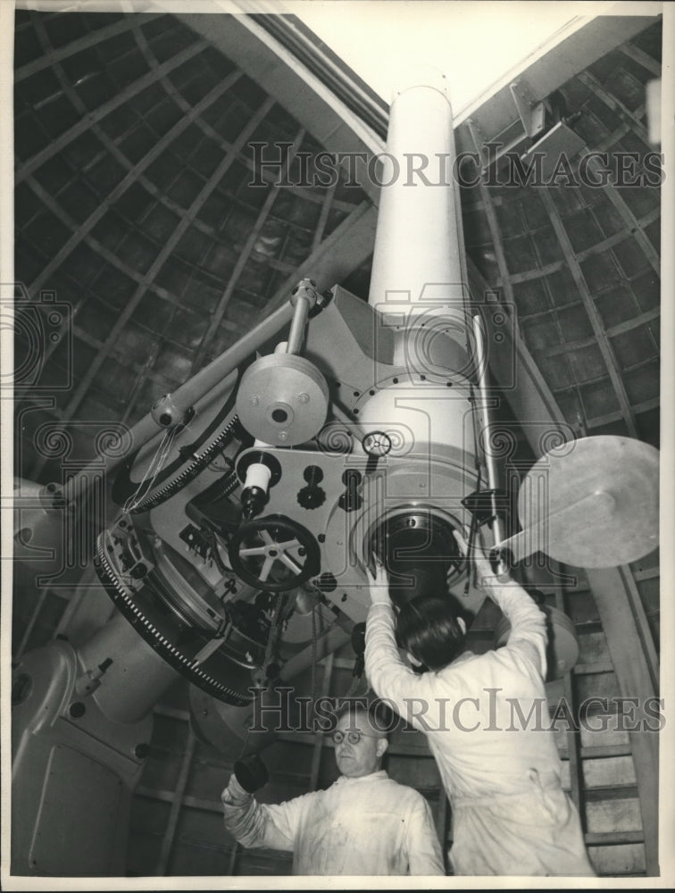 1934 Press Photo Paul Lange, Maxwell K. Baughman Griffith Park Observatory