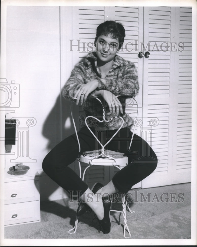 Press Photo Suzanne Pleshette, American actress and voice actress - sbx04221