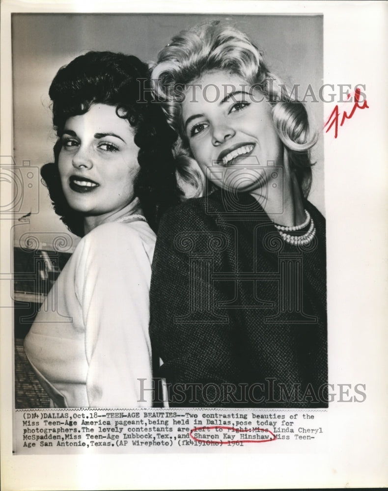 1961 Press Photo Linda McSpadden & Sharon Hinshaw Teen-age America Pageant