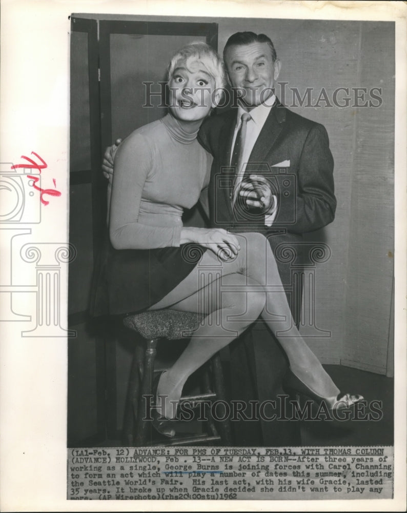 1962 Press Photo George Burns with Carol Channing in new Act in Seattle