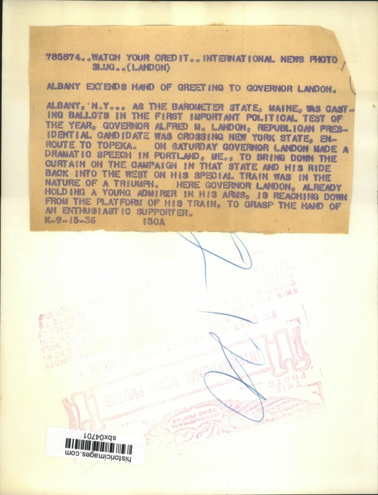 1936 Press Photo Gov.Alfred M.Landon greets Supporters in Albany, NY - sbx04701