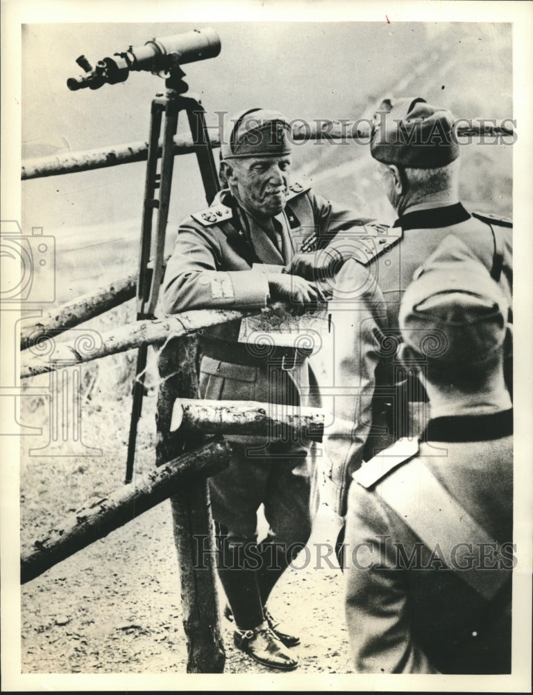 1939 Press Photo King Victor Emmanuel at Army Maneuvers in Italy - sbx04739
