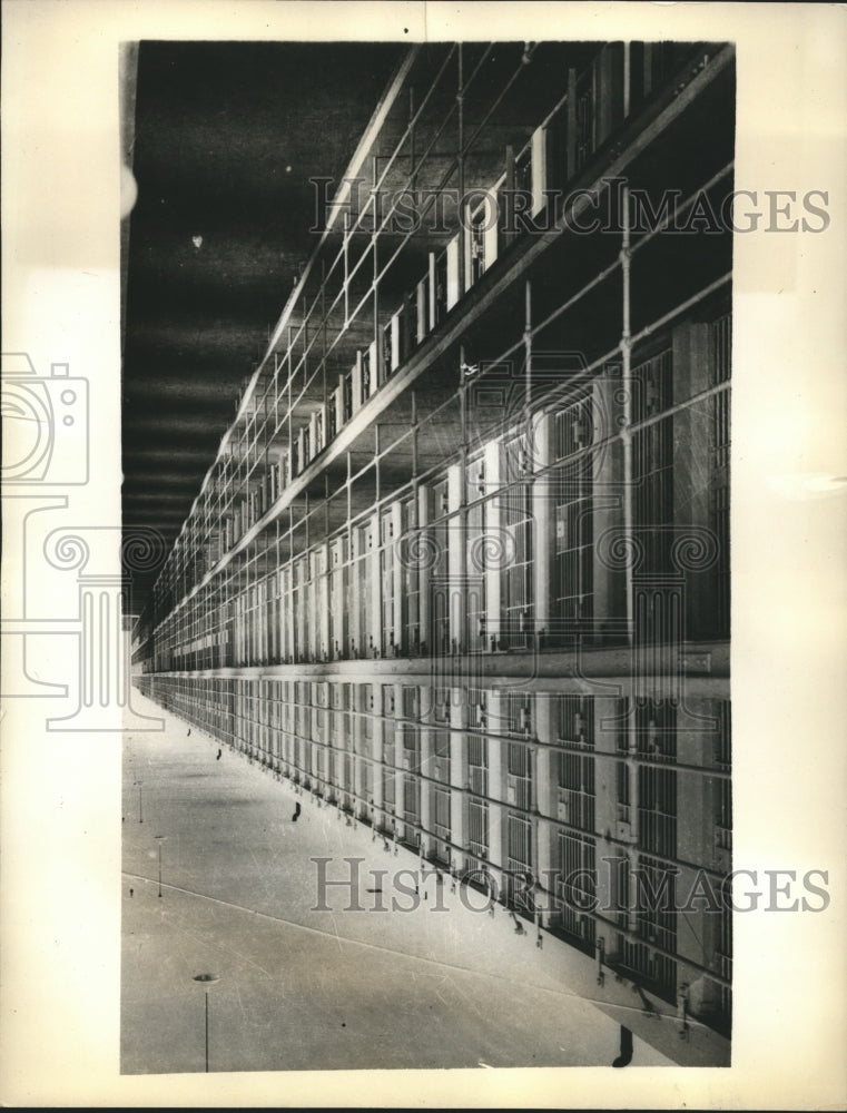 1935 Press Photo tiers of cells in San Quentin Penitentiary - sbx05447