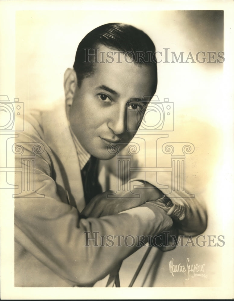 Press Photo Lou Holtz, famed Broadway madcap - sbx05552