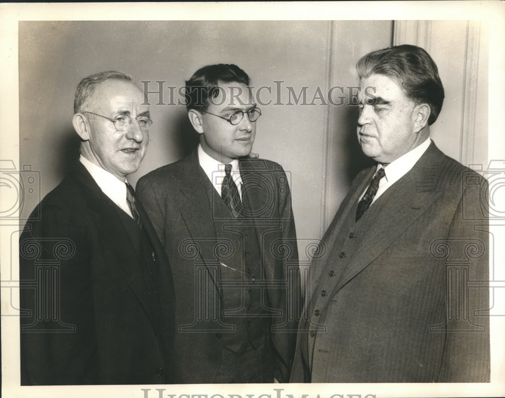 1937 Press Photo National Leaders of C.I.O Discuss General Motors Strike