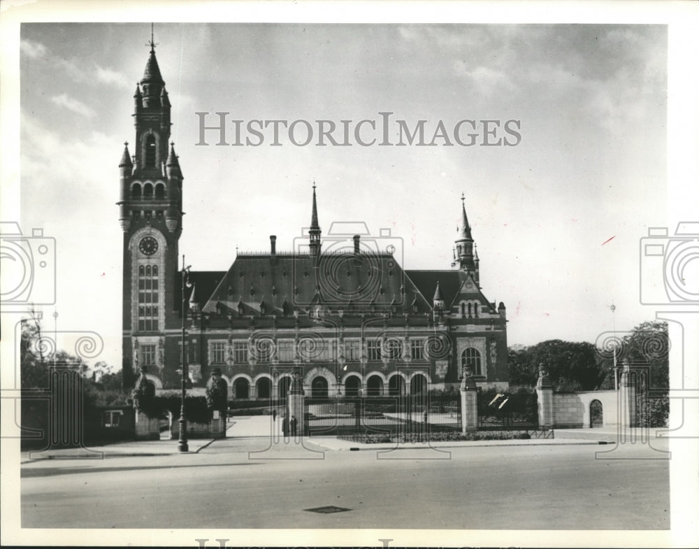 1940 Press Photo Peace Palace at the Hague Threatened by German Forces