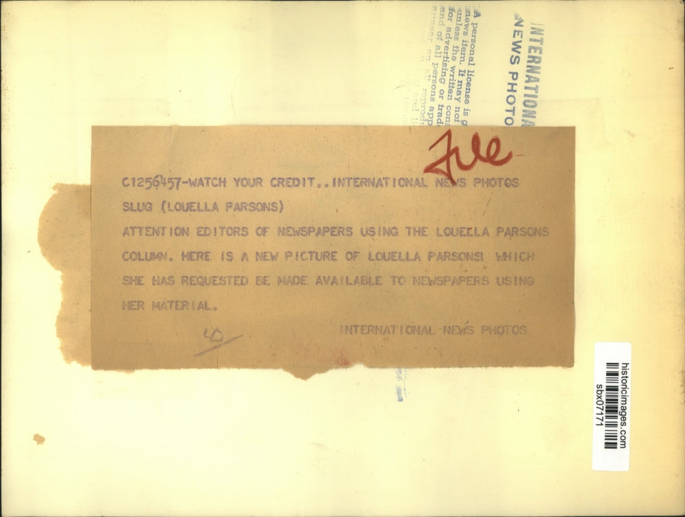 Press Photo Louella Parsons columnist for newspapers - sbx07171