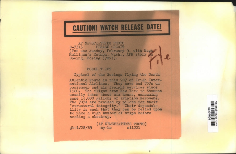 1969 Press Photo Irish International Airlines Boeing 707 - sbx07654