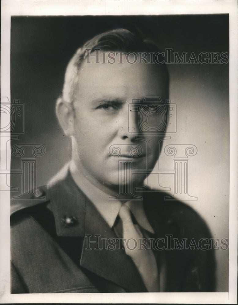 1945 Press Photo U.S Marine Capt.James Simpson Jr.Director of Marshal Field &amp; Co