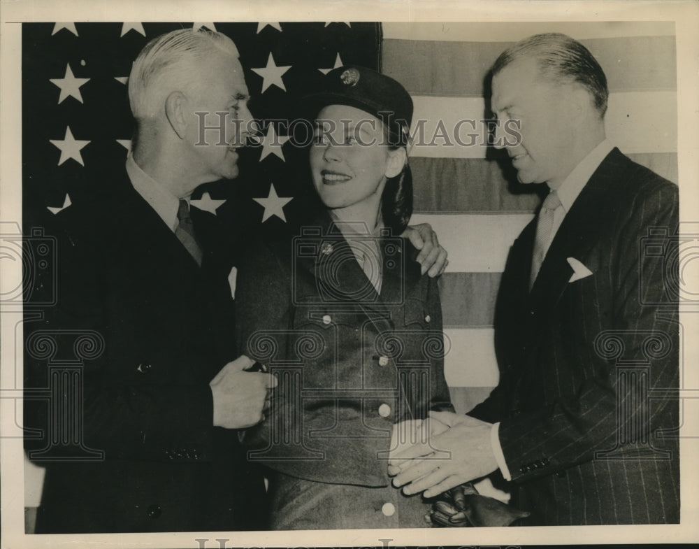 1944 Press Photo Patricia Marmont Enlists in WACs in London, England WWII