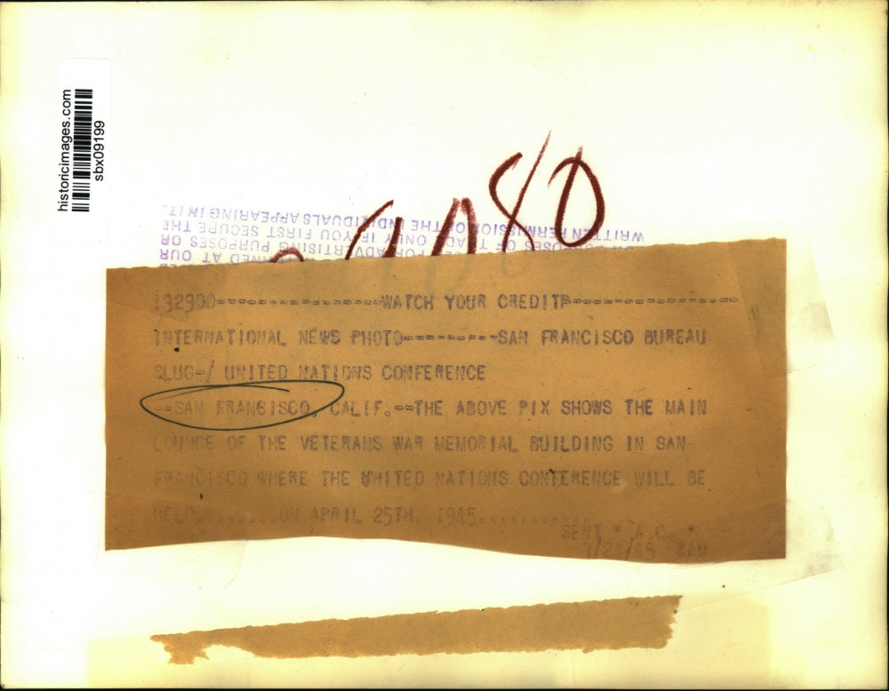 1945 Press Photo Main Lounge of Veterans War Memorial Building in San Francisco