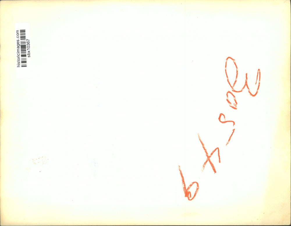 1954 Press Photo The Duchess of Kent & Princess Alexandra leave rail station