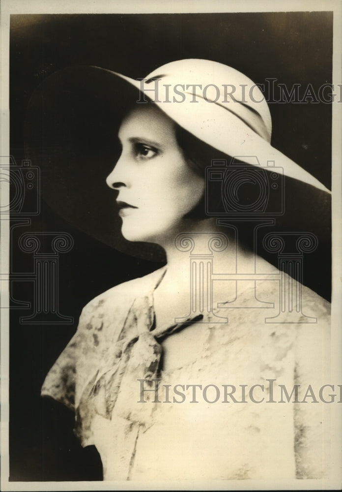 1933 Press Photo The Hon. Phyllis Astor Is Engaged To Lord Willoughby De Eresby