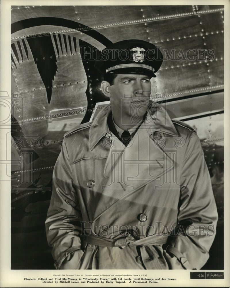 1944 Press Photo Fred MacMurray stars in Practically Yours from Universal