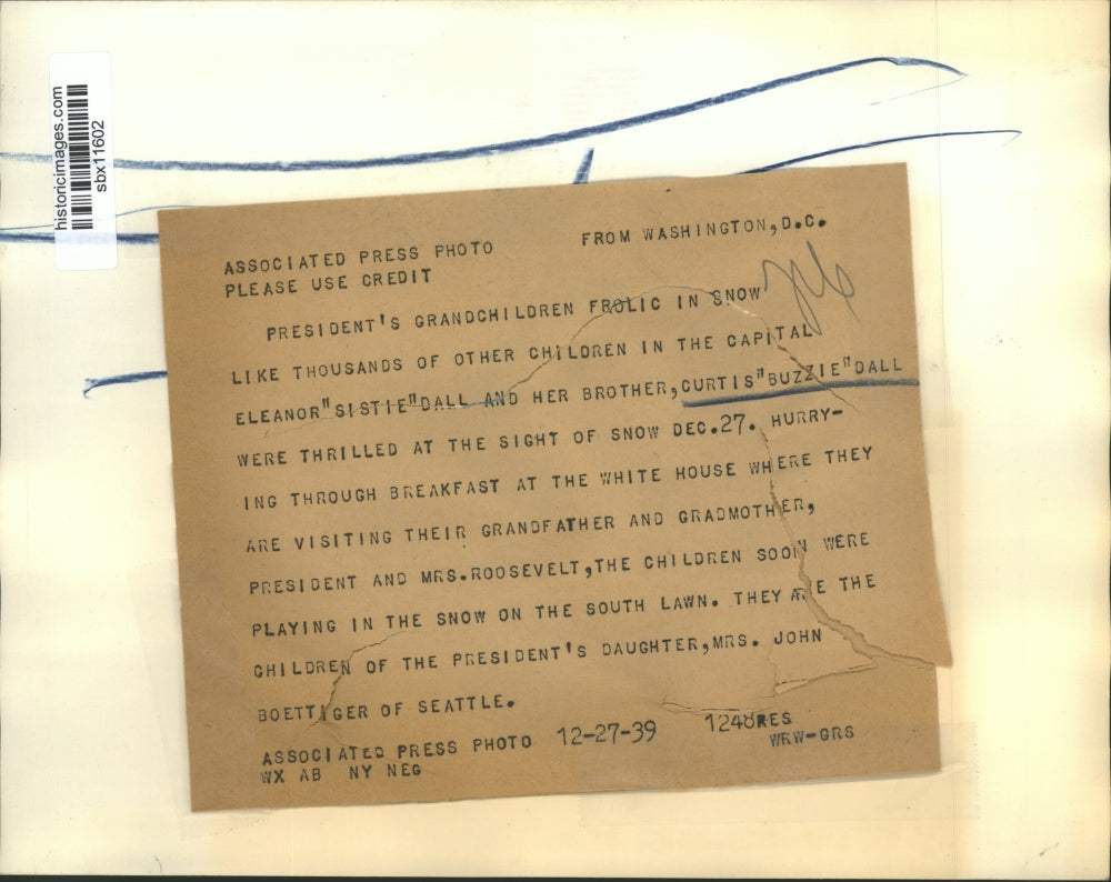 1939 Press Photo President's grandkids Eleanor & Curtis Ball at White House