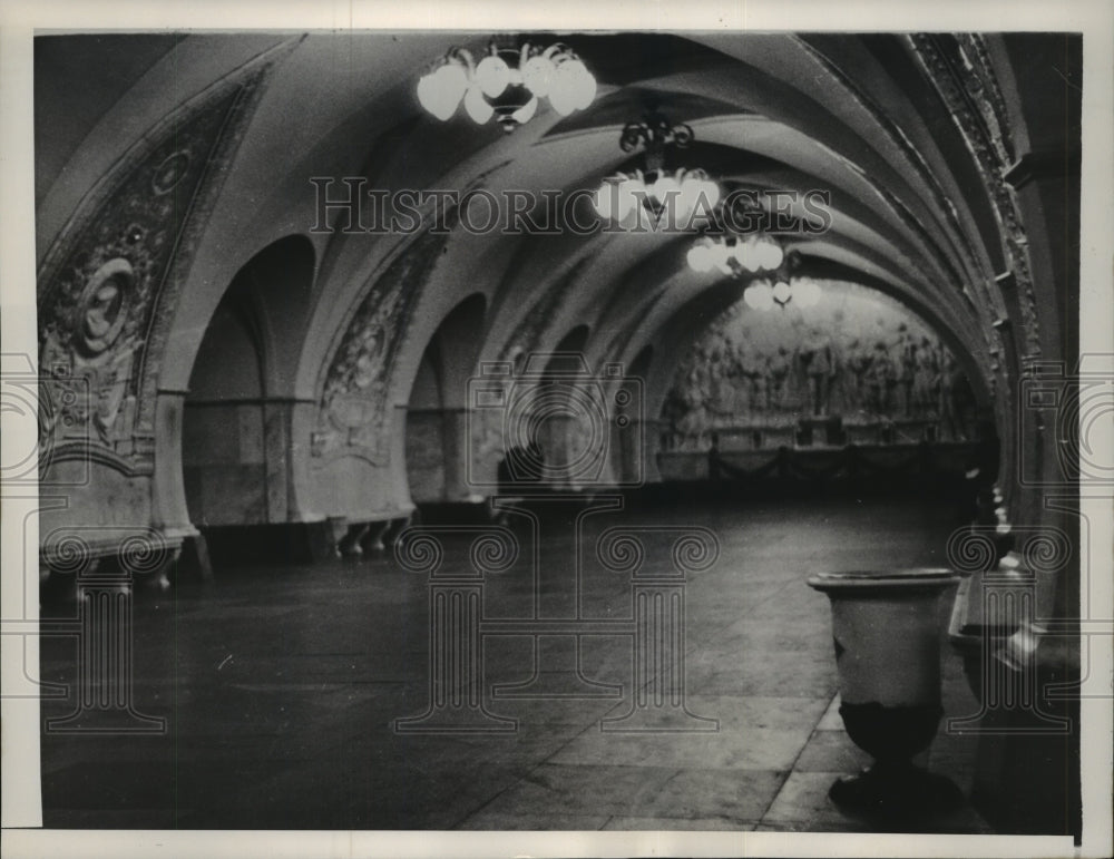 1954 Press Photo The 33 Mile Long and 39 Station Moscow Subway In Soviet Russia