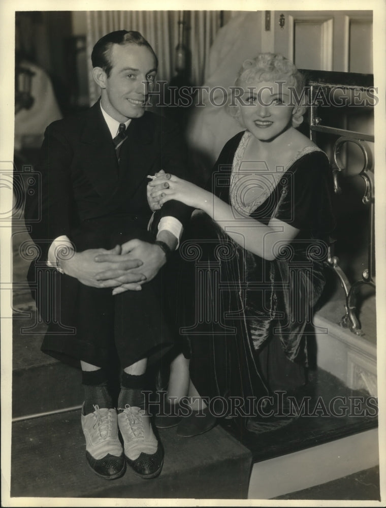 1935 Press Photo Helen Holbrook and Eugene Henderson to Wed in Quiet Ceremony