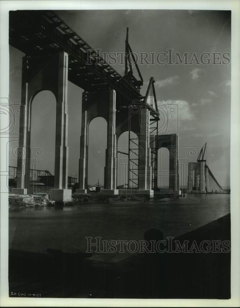 Load image into Gallery viewer, 1927 Press Photo The Goethals Bridge during construction - sia01060
