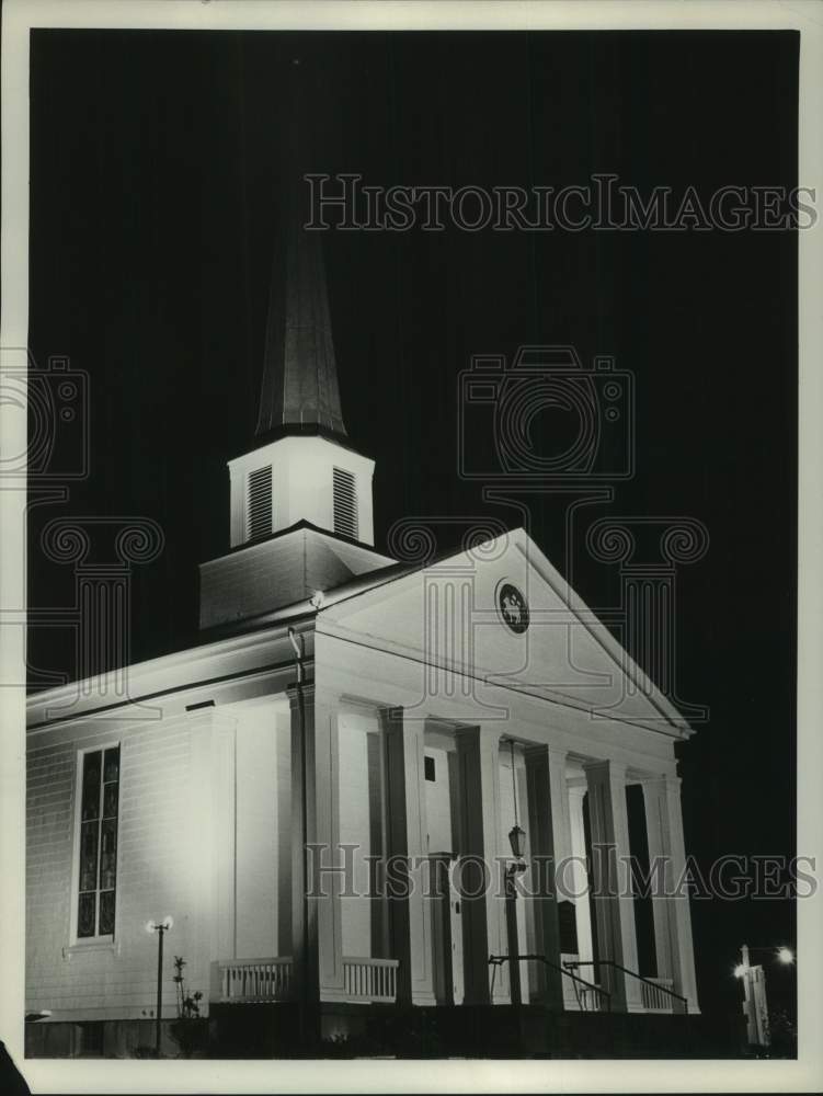 1956 Press Photo Exterior view of New Dorp Moravian Church - sia01102